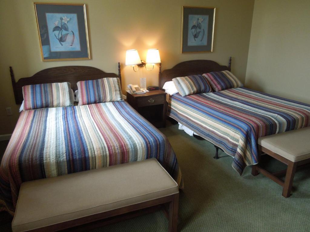 Bridges Guest Quarters Hotel Abbottstown Exterior photo
